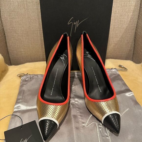 Giuseppe Zanotti scarppa leather pumps size EU 36(US 6)and EU 36,5( US 6,5) NWT - Picture 3 of 14
